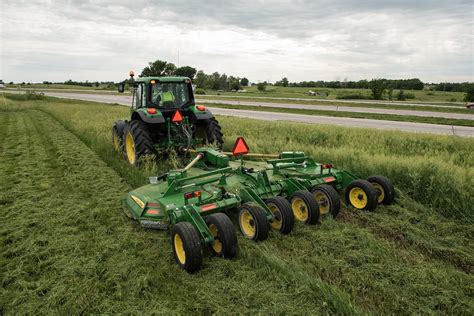 Deere Launches New Family of Rotary Cutters