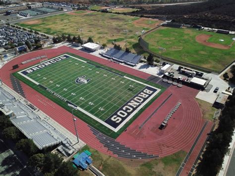 Vista Murrieta High School - Brock USA - shock pads for artificial turf