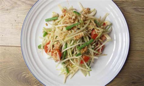 How to make the perfect som tam | Salad | The Guardian