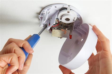 What You Should Know About Smoke Detector Installation And Maintenance » Residence Style