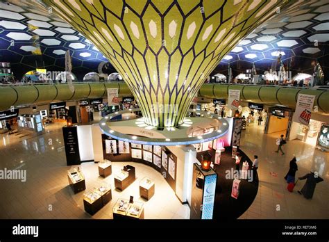 Abu Dhabi Airport Guide 2023: Terminals, Departures,, 52% OFF