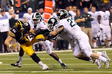 Previewing Alabama vs. Michigan State: The Spartan defense