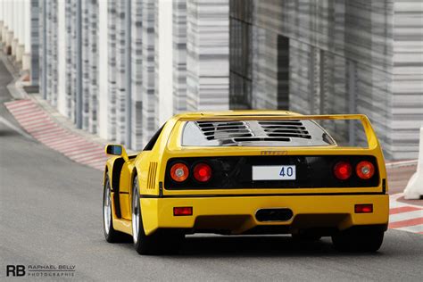 danumatic: Yellow Ferrari F40