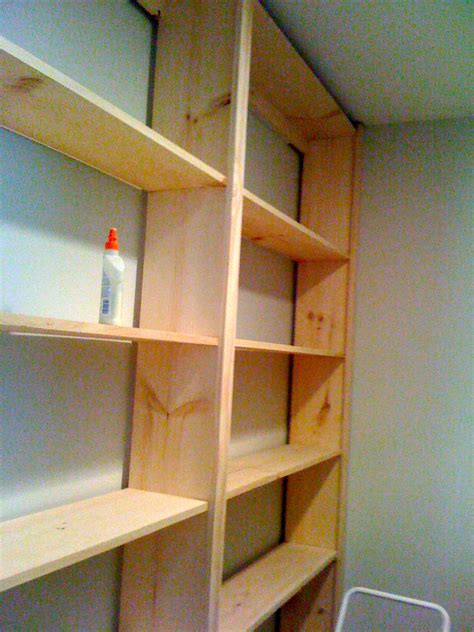 Deux Maison: Inspired to build! DIY Built-in Bookcase!