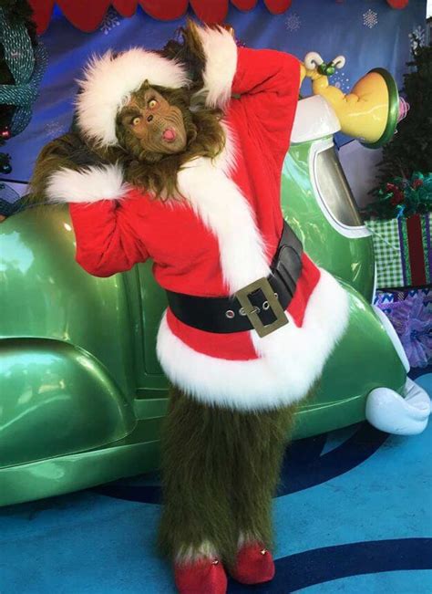 Our Grinchy Guide to Universal Studios Christmas