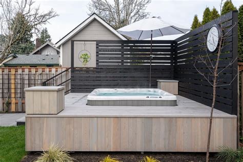 Hot Tub Deck Designs To Consider – Forbes Home