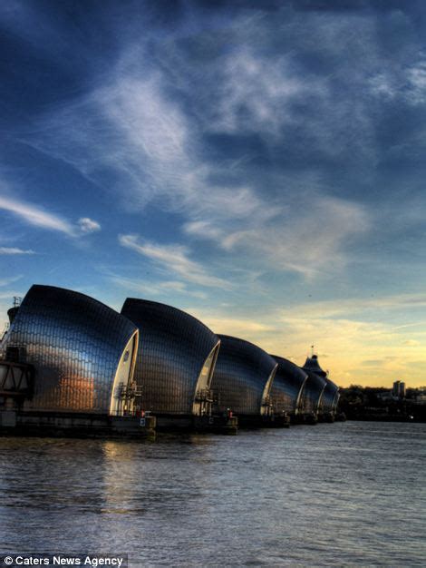 Thames Barrier turns 30: Stunning images reveal the complex machinery ...