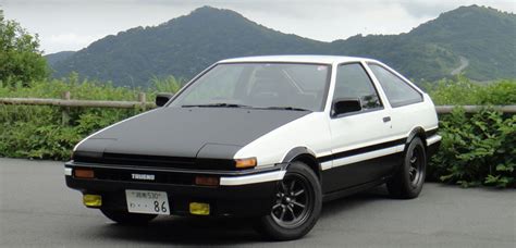 TOYOTA Sprinter Trueno AE86