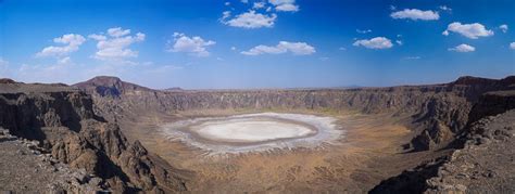 Visiting Al Wahbah Crater In Saudi Arabia. - Unusual Traveler