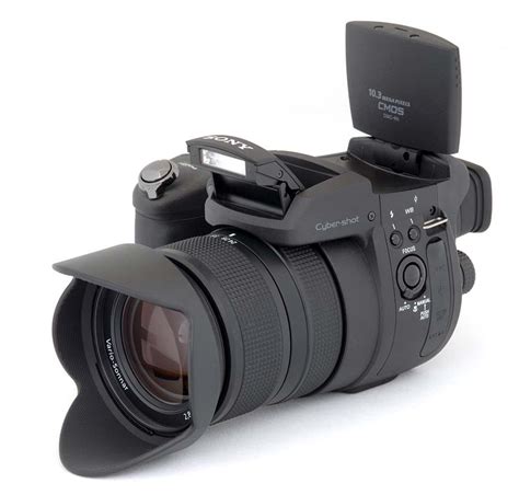 Sony Cyber-shot DSC-R1 Digital Camera Review: User Report