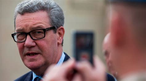 ‘Alexander Downer has put Australia in a diabolical position’ | Sky ...