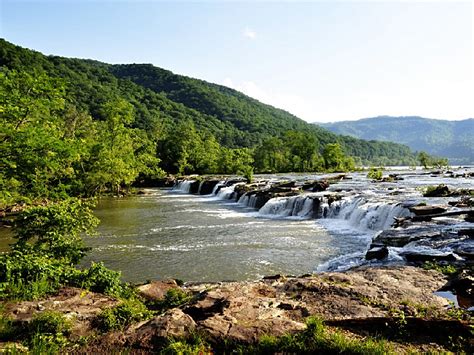 Sandstone Falls State Park, a West Virginia State Park located near Beckley, Oak Hill and Blacksburg