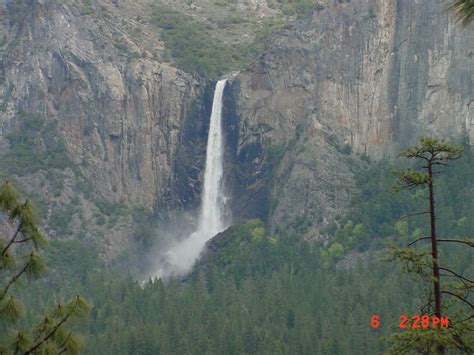 Apple Blossom Inn Yosemite Bed & Breakfast | CABBI