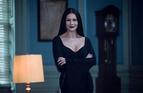 « Mercredi » : avant celui de Morticia Addams, quels ont été les rôles marquants de Catherine ...