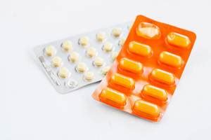 Medicine pills shaped as smilling face - Creative Commons Bilder