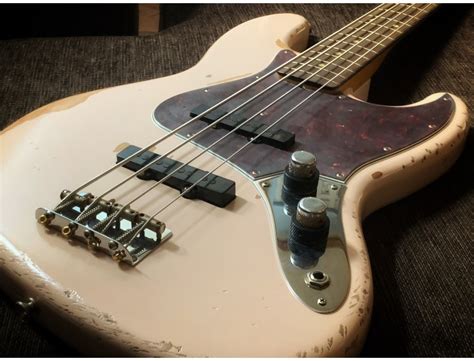 Fender Flea Signature Jazz Bass - ranked #36 in Electric Basses ...