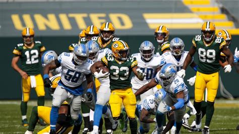 Jones’ big day helps Packers beat Lions 42-21 in home opener