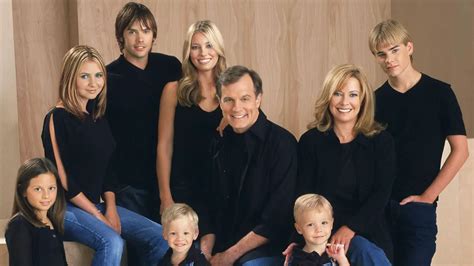 7th Heaven Axed From UP TV Following Stephen Collins' Child Molestation Tape - RenewCancelTV.com