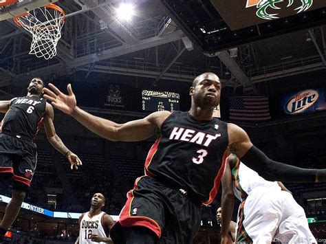 Lebron James And Dwyane Wade Dunk