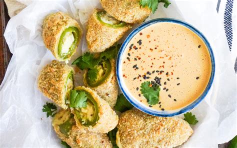 Steps to Make Jalapeno Poppers Dipping Sauce