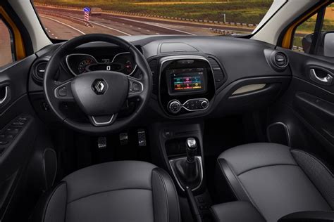 Renault Captur 2024 Images - View complete Interior-Exterior Pictures | Zigwheels