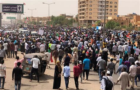 Sudan's protesters take to streets against army rule