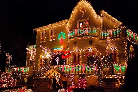 NYC ♥ NYC: Brooklyn's Dyker Heights Home Christmas Light Displays