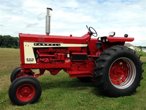 1965 Farmall 806 Diesel at Gone Farmin' Walworth 2013 as S176 - Mecum ...