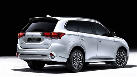 Mitsubishi Outlander Phev 2019 Review Uk