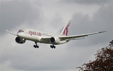 Qatar Airways Boeing 787-8 Seat Configuration and Layout | Aircraft ...