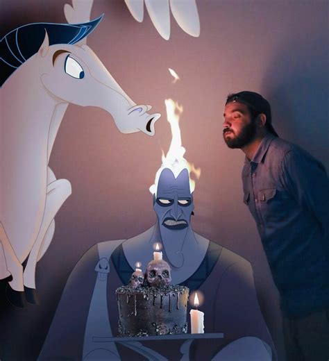 Guy 'Hangs Out' With Disney Characters In 30 Pics (New Pics) | Bored Panda