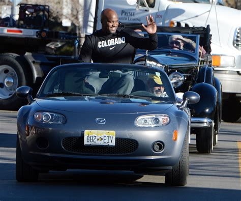 Rashaan Salaam dead at 42: Ex-Colorado football player was Heisman winner