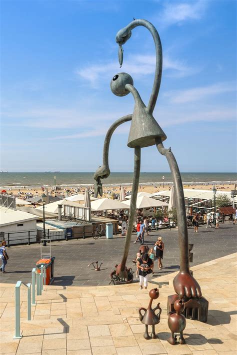 Tom Otterness sculptures on Scheveningen Beach Creative Portrait Photography, Creative Portraits ...