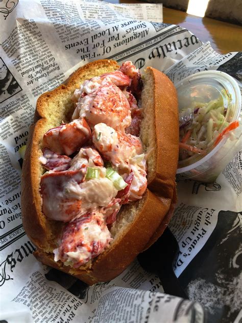 [OC] Lobster Roll from DJ’s Clam Shack in Key West : r/FoodPorn