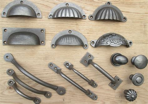 CAST IRON RUSTIC CHEST DRAWER WARDROBE KITCHEN CUPBOARD CABINET HANDLES ...