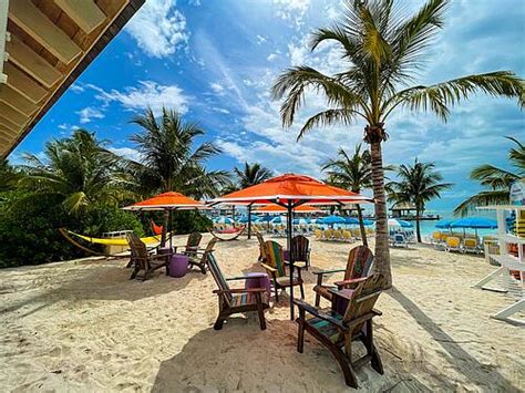 Hideaway Beach adults-only beach at CocoCay | Royal Caribbean Blog