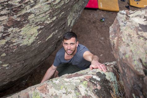 Rock climbing in Albarracin (Spain) - Boulder - Valencia Climb