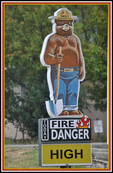 Smokey Bear @ San Luis Obispo; Fire Department | Early Anima… | Flickr