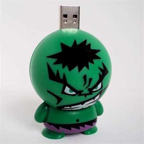 Superhero USB Flash Drives | Gadgetsin