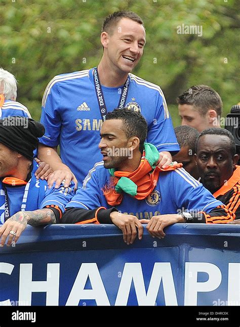 John Terry Chelsea FC European Champions League victory parade - The ...