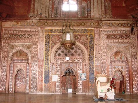 Inside-the-mosque-of-Jama-Masjid-Fatehpur-Sikri.JPG (1024×768) | Ghost ...