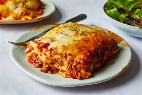 Lasagna Recipe With White and Red Sauce