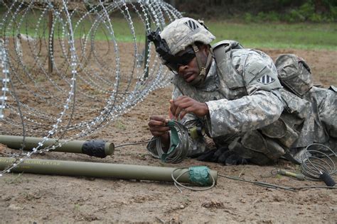 4-3 BSTB combat engineers enhance skill during days of demolition | Article | The United States Army