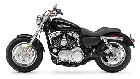 Harley Davidson Sportster 1200 Custom. La regina delle strade