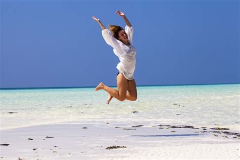 Maldives Island Hopping on a Budget