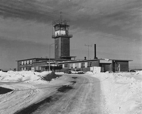 Loring AFB (Maine) - Control Tower and Base Ops in Winter | Strategic air command, Military base ...