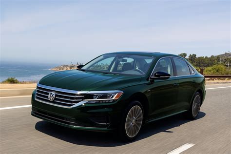 2022 Volkswagen Passat Review: Prices, Specs, and Photos - The Car Connection