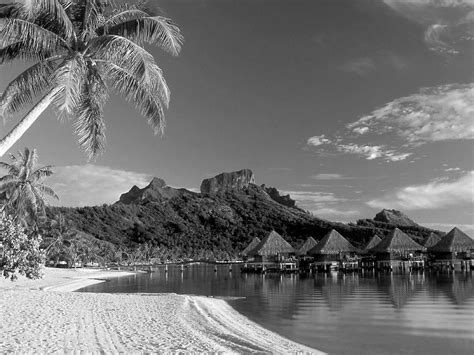 Black and White Wallpapers: Black and White Beach Landscape HD ...