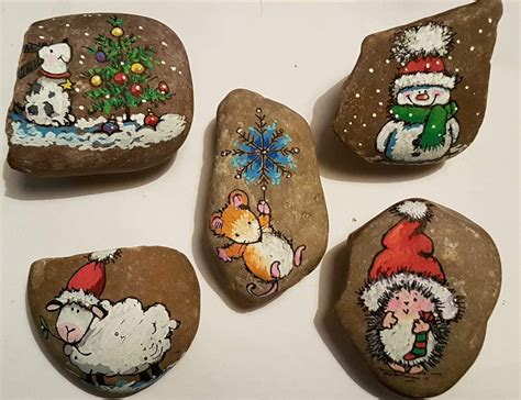 Pin on Artsy: Painted Rocks | Rock crafts, Christmas rock, Painted rocks