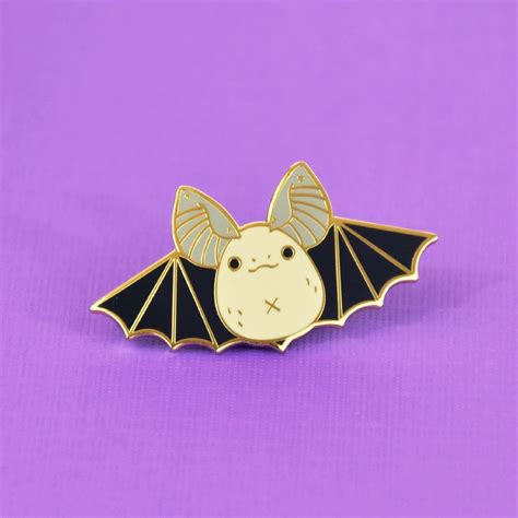 Townsend's Big-eared Bat Enamel Pin – Noristudio